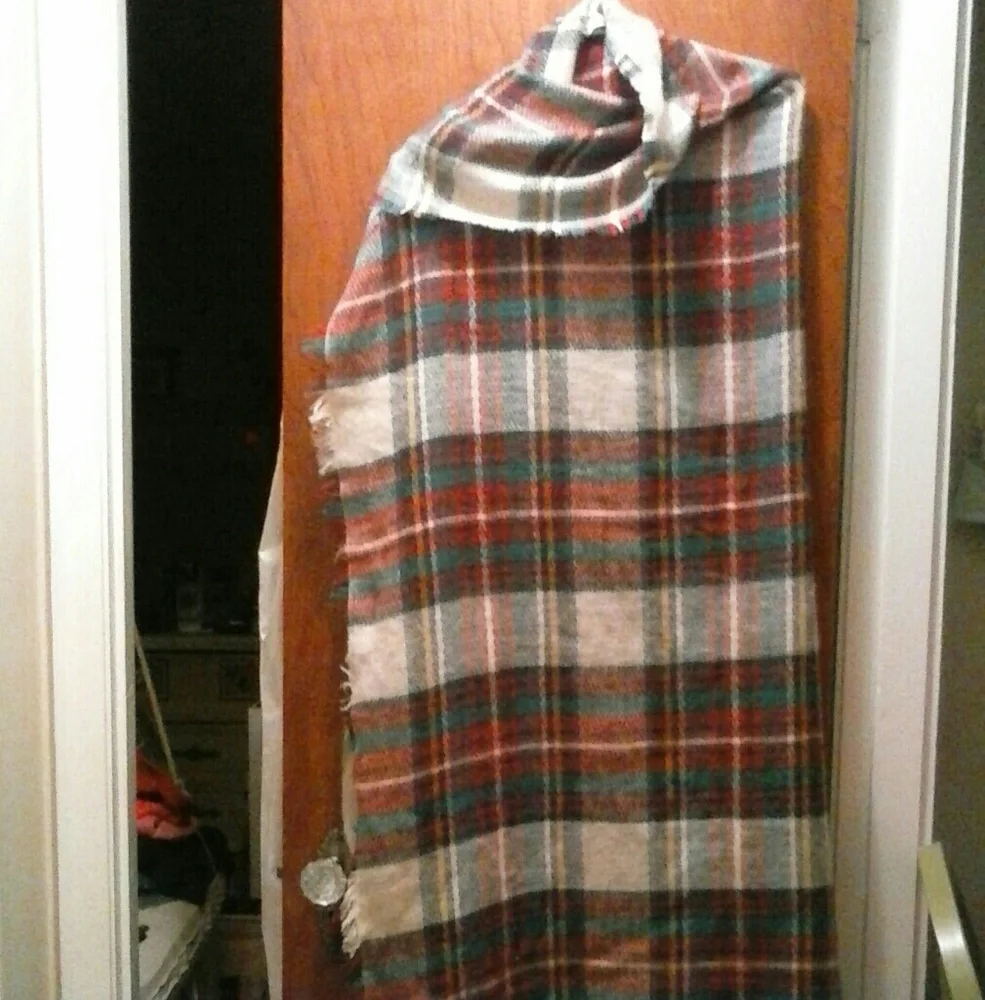 Large  Wrap Throw Light Soft  and Comfy